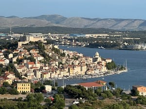 Kroatien-Ferienwohnung am Meer? Dein Traumurlaub wartet!